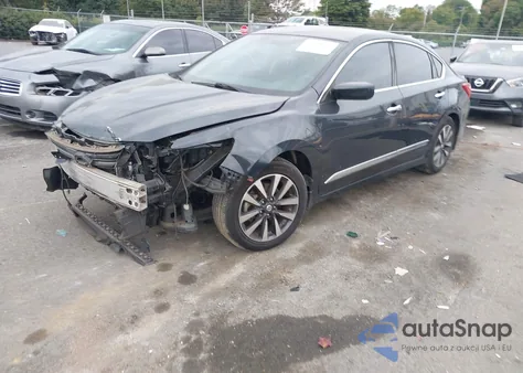 2016 Nissan Altima 2.5 Sv z USA, uszkodzony, nr VIN 1N4AL3AP2GC112452